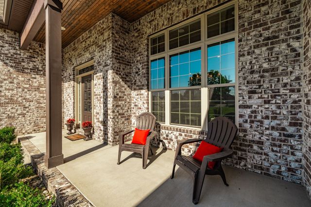 335 Drivers Ln, Gallatin, TN 37066
