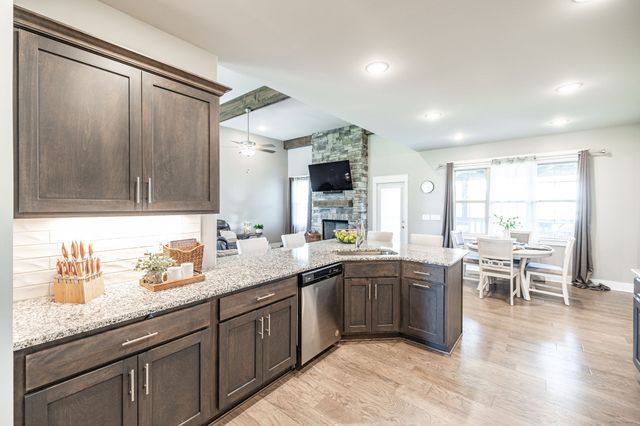 335 Drivers Ln, Gallatin, TN 37066