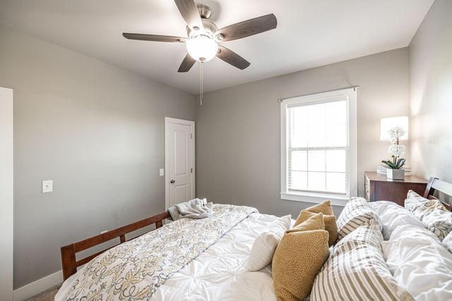 335 Drivers Ln, Gallatin, TN 37066