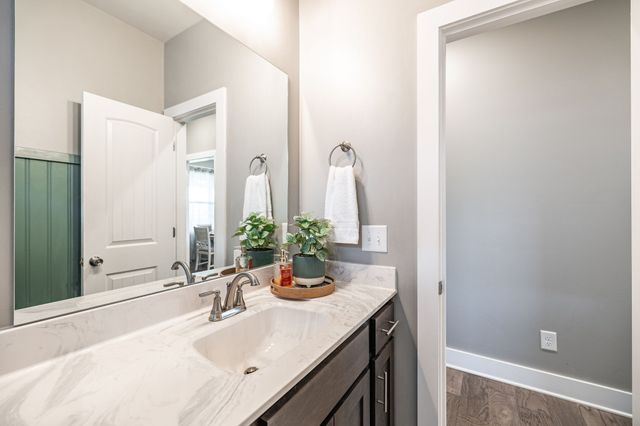 335 Drivers Ln, Gallatin, TN 37066