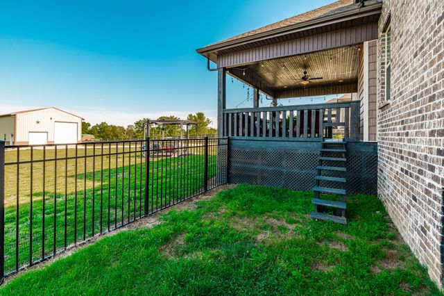335 Drivers Ln, Gallatin, TN 37066