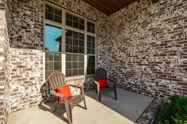 335 Drivers Ln, Gallatin, TN 37066