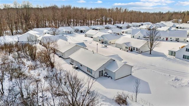 385 Nantucket Drive, Geneva, OH 44041