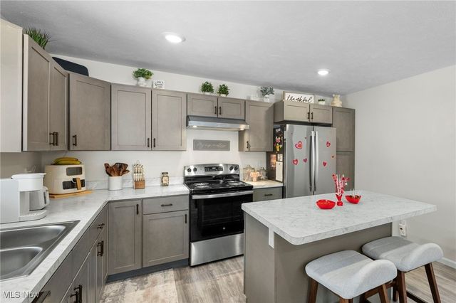 385 Nantucket Drive, Geneva, OH 44041