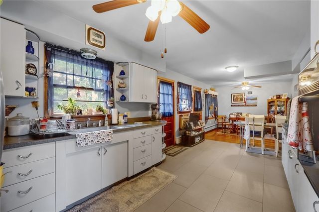 136 Earl Avenue, East Providence, RI 02915