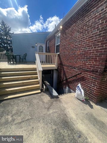 10149 SUTHERLAND RD, Silver Spring, MD 20901