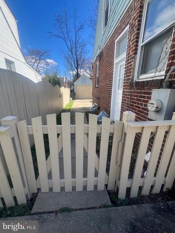 10149 SUTHERLAND RD, Silver Spring, MD 20901