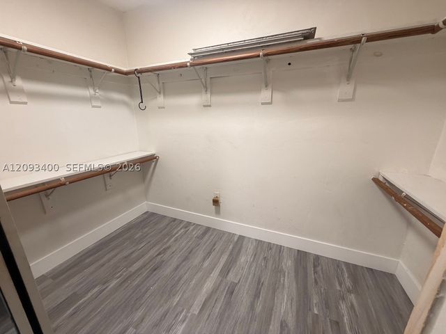 16000 NW 17th Ct, Miami Gardens, FL 33054