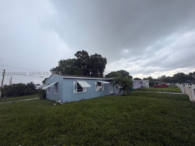16000 NW 17th Ct, Miami Gardens, FL 33054