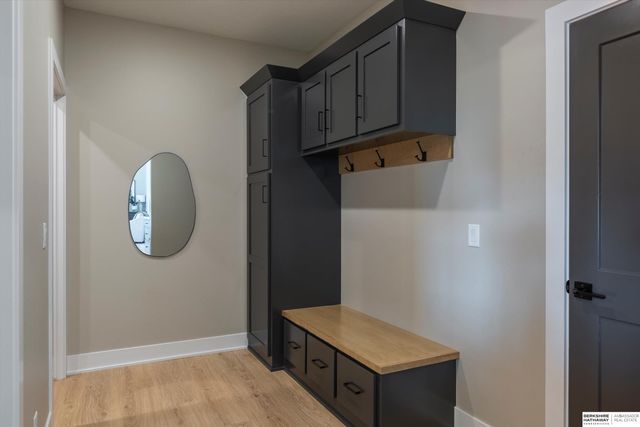 28504 Laurel Circle, Valley, NE 68064
