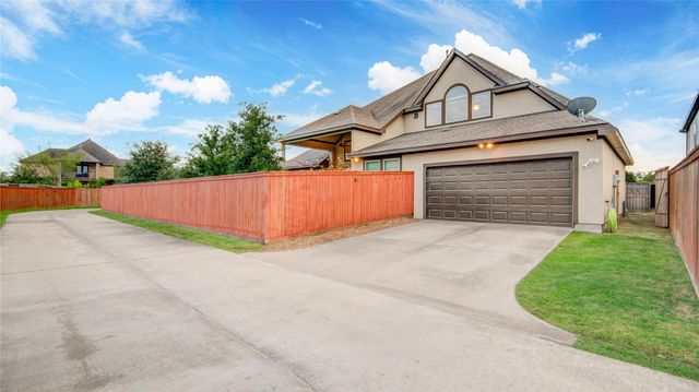 19502 W Stone Caldwell Drive, Cypress, TX 77433