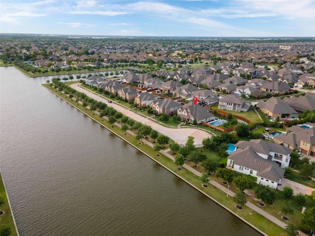 19502 W Stone Caldwell Drive, Cypress, TX 77433