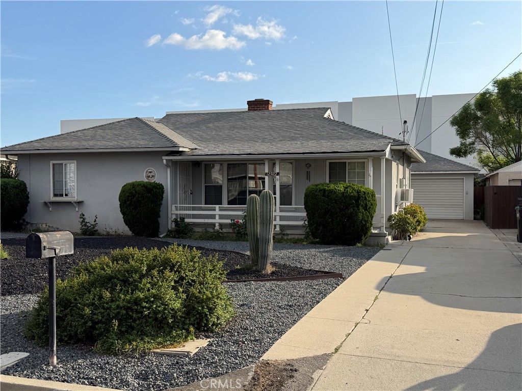 12922 Barton, Whittier, CA 90605