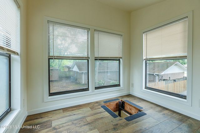 1480 Westbrook Road, Jackson, MS 39211