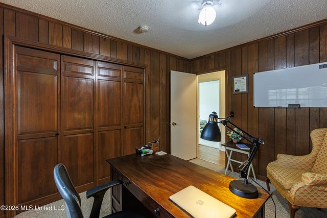1480 Westbrook Road, Jackson, MS 39211