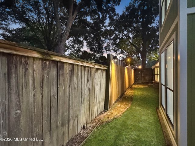 1480 Westbrook Road, Jackson, MS 39211