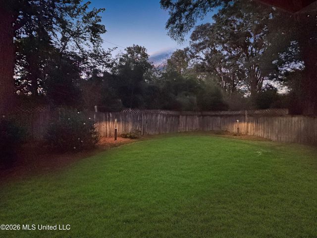 1480 Westbrook Road, Jackson, MS 39211
