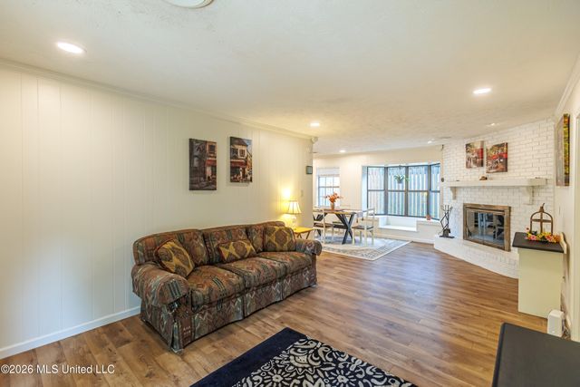 1480 Westbrook Road, Jackson, MS 39211