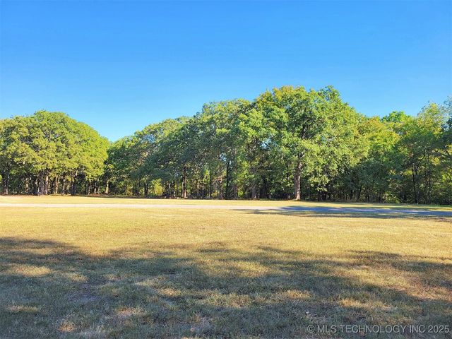 1390 N Legion Drive, Tahlequah, OK 74464