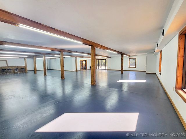 1390 N Legion Drive, Tahlequah, OK 74464