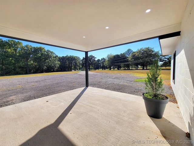 1390 N Legion Drive, Tahlequah, OK 74464