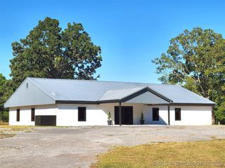 1390 N Legion Drive, Tahlequah, OK 74464