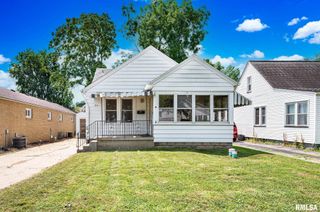 914 PRINCE Street, Pekin, IL 61554