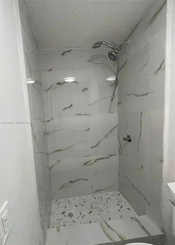 17011 NW 33rd Ct, Miami Gardens, FL 33056