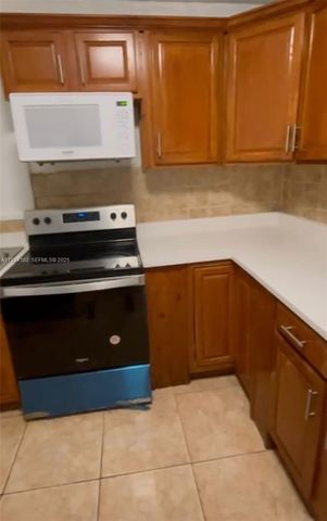 17011 NW 33rd Ct, Miami Gardens, FL 33056