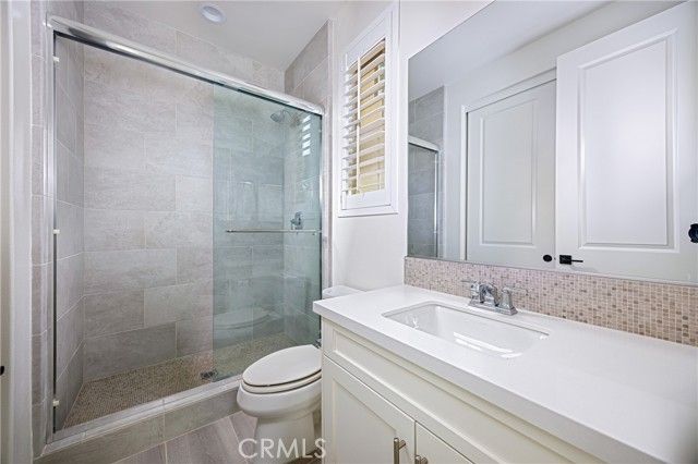 2017 Picasso, Santa Ana, CA 92704