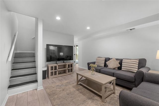 115 Harbor Lights Drive, Salem, SC 29676