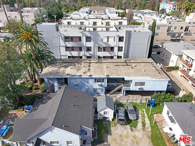 11275 Huston Street, North Hollywood (los Angeles), CA 91601