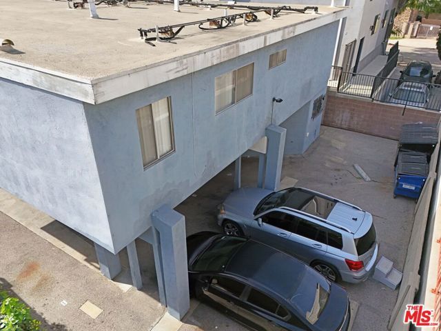 11275 Huston Street, North Hollywood (los Angeles), CA 91601