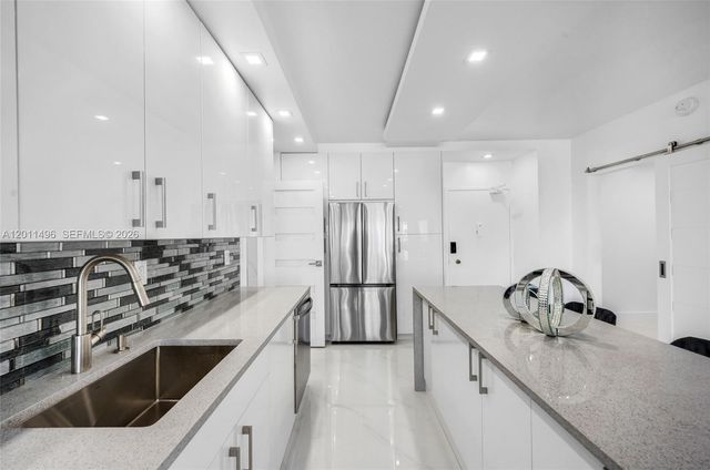 1985 S Ocean Dr 10B, Hallandale Beach, FL 33009