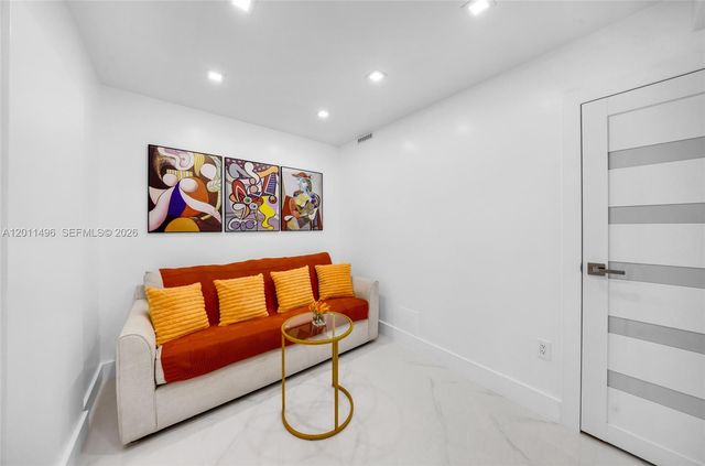 1985 S Ocean Dr 10B, Hallandale Beach, FL 33009