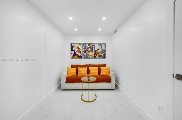 1985 S Ocean Dr 10B, Hallandale Beach, FL 33009