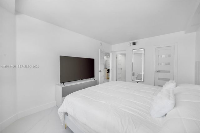 1985 S Ocean Dr 10B, Hallandale Beach, FL 33009