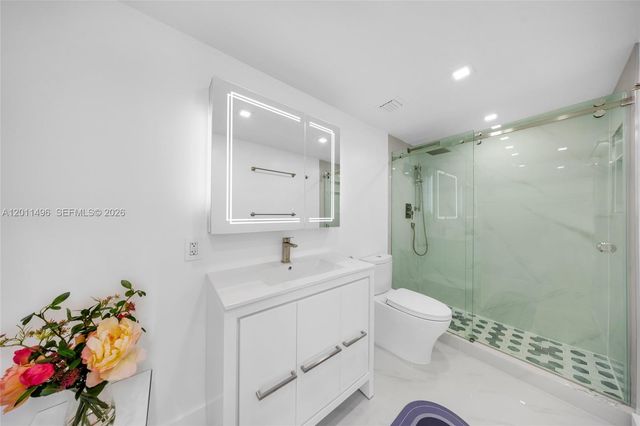 1985 S Ocean Dr 10B, Hallandale Beach, FL 33009