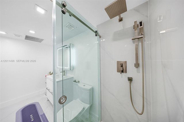 1985 S Ocean Dr 10B, Hallandale Beach, FL 33009