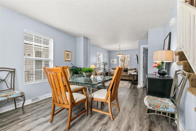 548 Adams Street, Grand Rapids, MI 49507