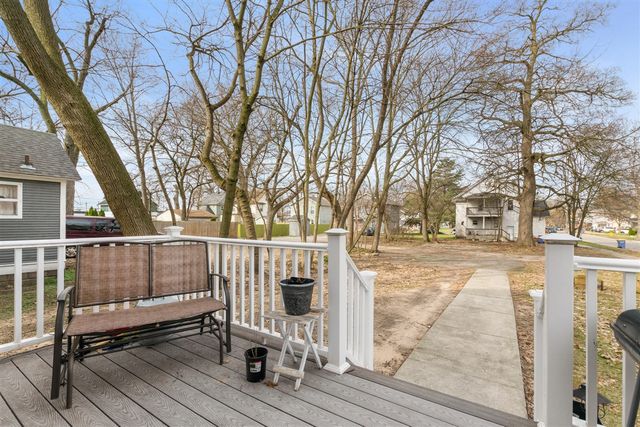 548 Adams Street, Grand Rapids, MI 49507