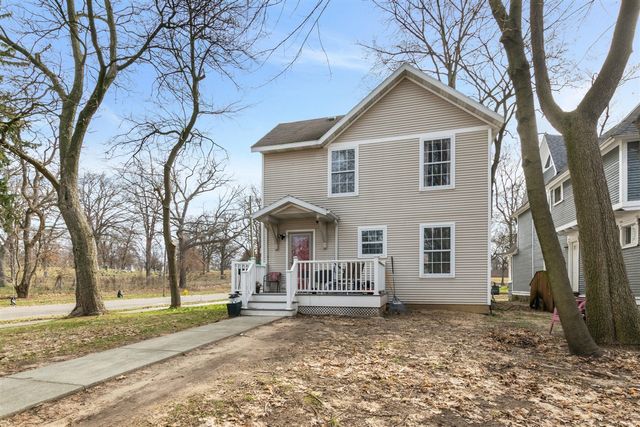 548 Adams Street, Grand Rapids, MI 49507