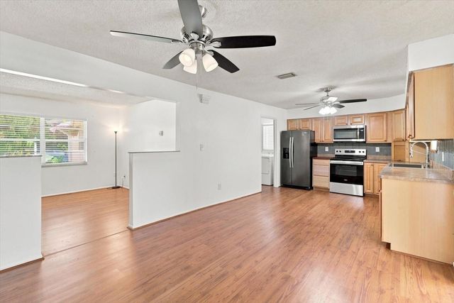 1285 N HAGGERTY POINT, Crystal River, FL 34429