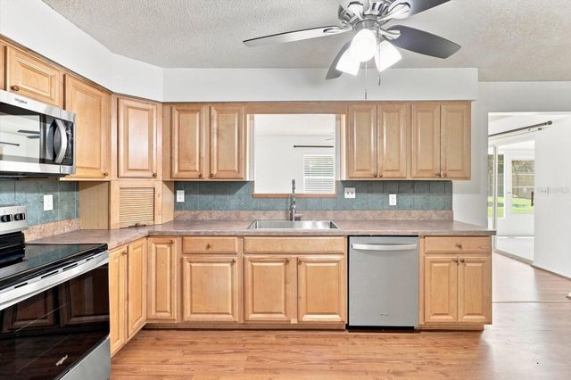 1285 N HAGGERTY POINT, Crystal River, FL 34429