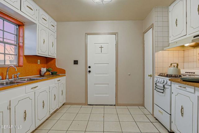 728 ARTEMEDIANO Street, Socorro, TX 79927