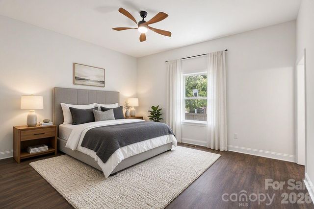 1820 N Hewitt Avenue, Newton, NC 28658