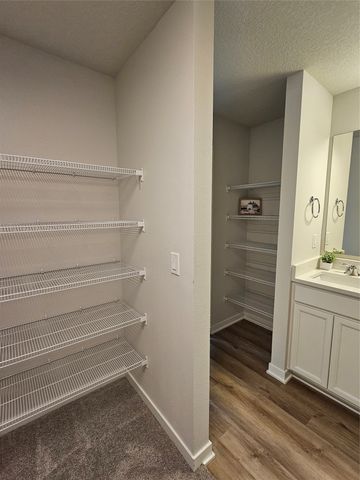 3040 Darling Road, Waukee, IA 50263