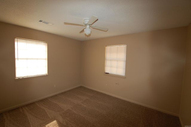 8205 E Woodview Drive, Sherwood, AR 72120