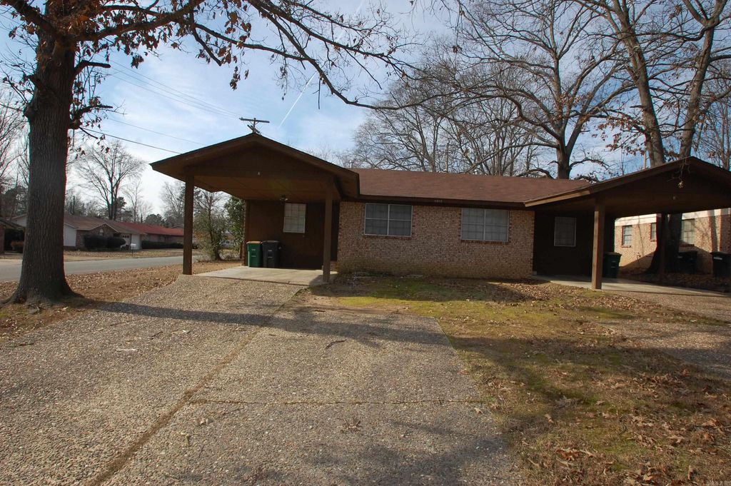 8205 E Woodview Drive, Sherwood, AR 72120
