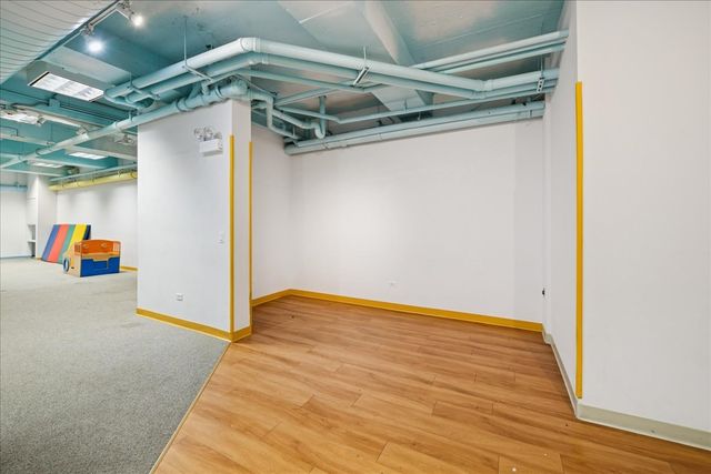 3827 N Southport Avenue, Chicago, IL 60613